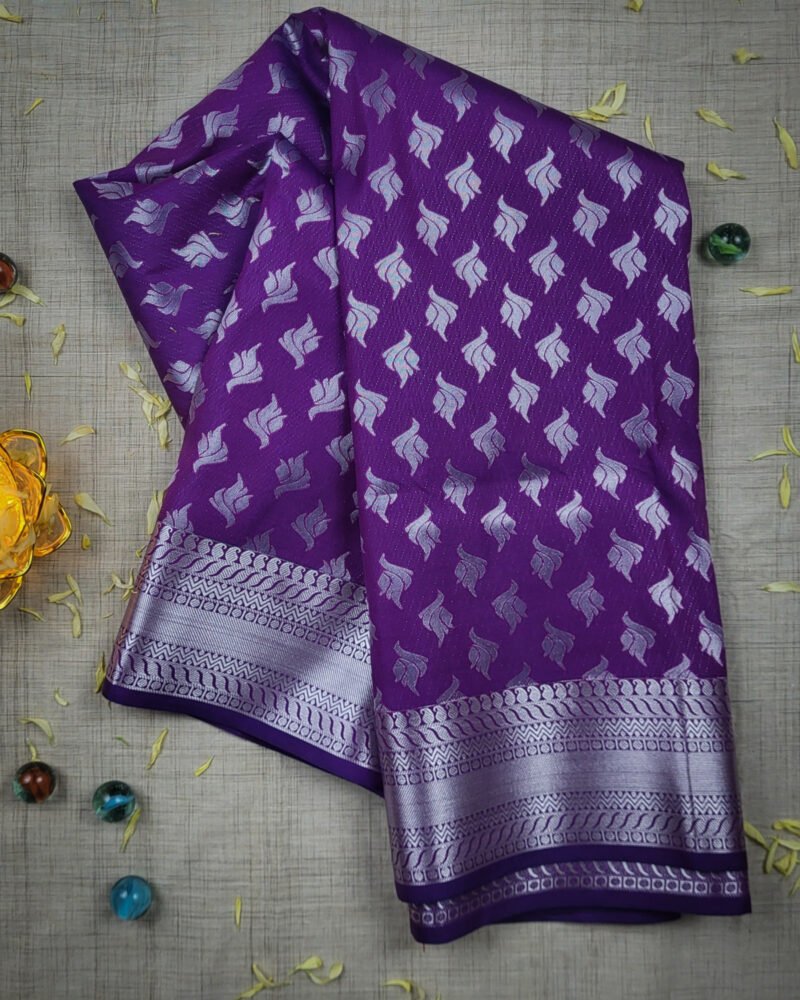 Elegant Violet Silk Saree – A Blend of Modern Sophistication - Image 3